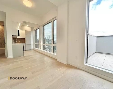 127 Concord Street - Photo Thumbnail 1