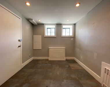 1013 Pacific Street - Photo Thumbnail 10