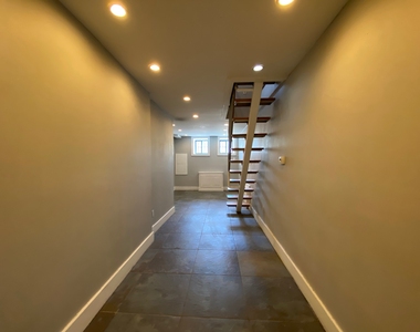 1013 Pacific Street - Photo Thumbnail 11