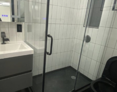 436 W 52nd St - Photo Thumbnail 5