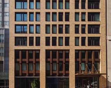 Pierrepont Street - Photo Thumbnail 4