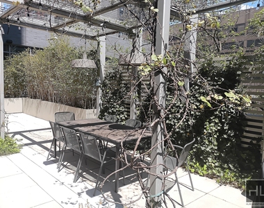Schermerhorn Street - Photo Thumbnail 5