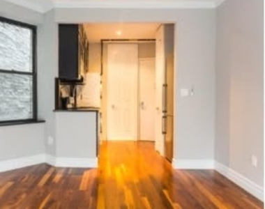 219 West 23rd Street - Photo Thumbnail 3