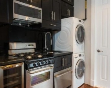 219 West 23rd Street - Photo Thumbnail 2