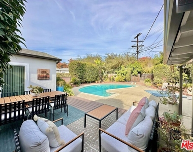 2132 Mcpherson Place - Photo Thumbnail 2