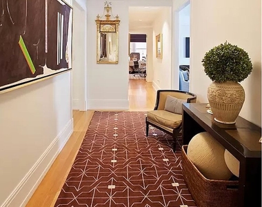 40 E 66th Street - Photo Thumbnail 1