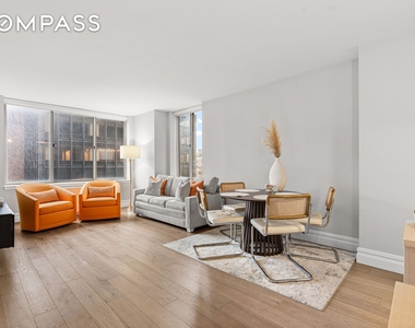 236 E 47th Street - Photo Thumbnail 0