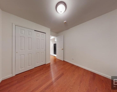 299 East 11th Street - Photo Thumbnail 6