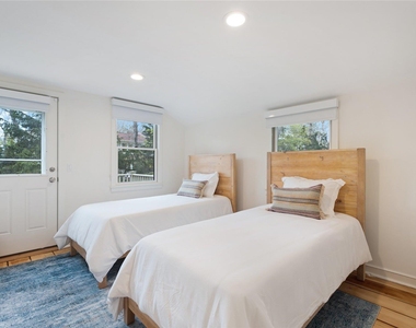 60 Aspatuck Road - Photo Thumbnail 12