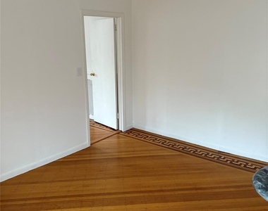 62 South Washington Street - Photo Thumbnail 2