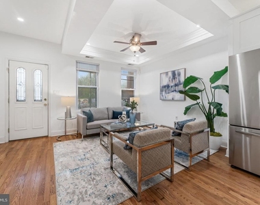 744 Columbia Road Nw - Photo Thumbnail 5