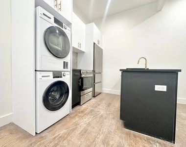 333 South 5th Street - Photo Thumbnail 4