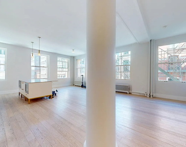 452 Brorome street apt 3W - Photo Thumbnail 7