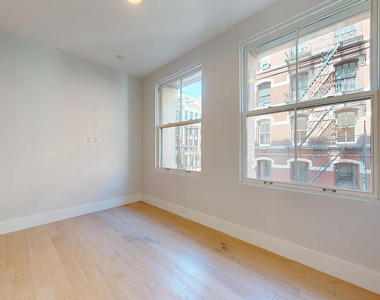 452 Brorome street apt 3W - Photo Thumbnail 12