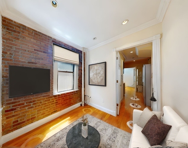 610 East 9th Street - Photo Thumbnail 0