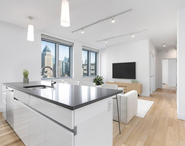 554 West 54th Street - Photo Thumbnail 2