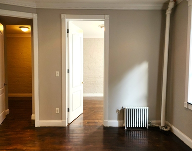 East 18th Street - Photo Thumbnail 2