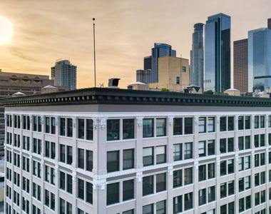 108 W 2nd Street - Photo Thumbnail 20