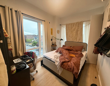 333 Linden Boulevard - Photo Thumbnail 6