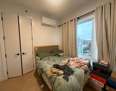 333 Linden Boulevard - Photo Thumbnail 8