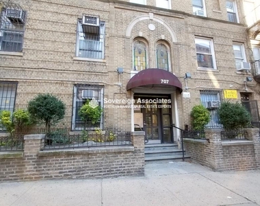 707 West 171st Street - Photo Thumbnail 11