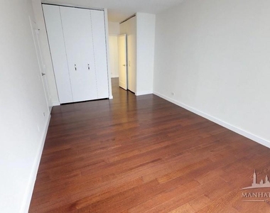 East 34th Street - Photo Thumbnail 8