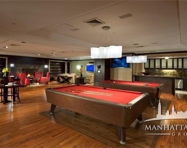 Hanover Square - Photo Thumbnail 7