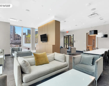 50 Bridge Park Drive - Photo Thumbnail 14