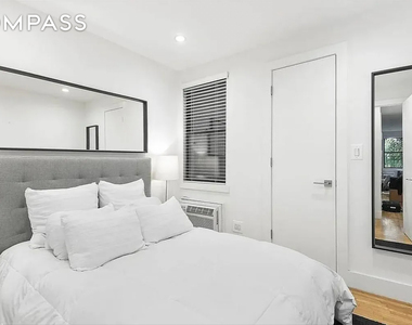 228 E 81st Street - Photo Thumbnail 1