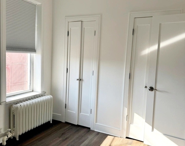 45-12 30th Avenue - Photo Thumbnail 5