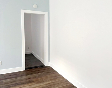 45-12 30th Avenue - Photo Thumbnail 2