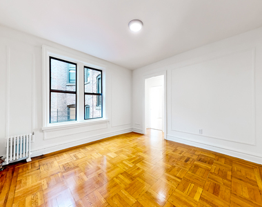 357 Edgecombe Avenue - Photo Thumbnail 7