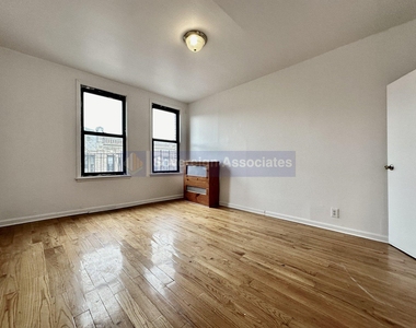 638 West 160th St - Photo Thumbnail 3