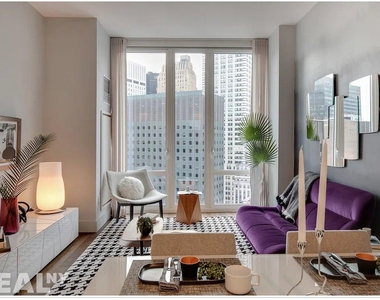 222 East 44th Street - Photo Thumbnail 1
