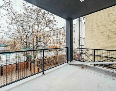 435 Wilson Avenue - Photo Thumbnail 6