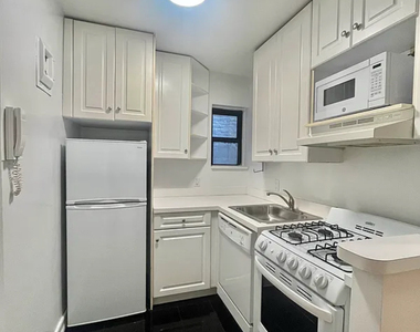333 East 84th Street - Photo Thumbnail 4