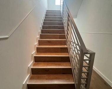 3037 S Elizabeth St - Photo Thumbnail 16