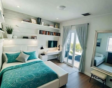 3037 S Elizabeth St - Photo Thumbnail 2