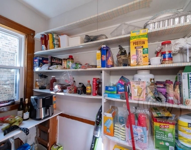 5057 West Newport Avenue - Photo Thumbnail 4