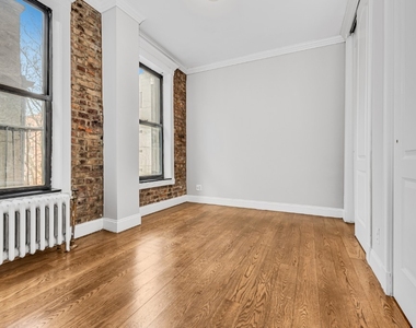 232 Elizabeth Street & Prince Street - Photo Thumbnail 8