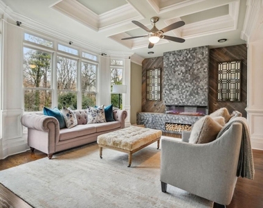 1930 Northside Drive Nw - Photo Thumbnail 3