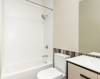 655 Knickerbocker Avenue - Photo Thumbnail 3
