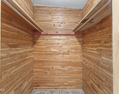 1015 N Clark Drive - Photo Thumbnail 9