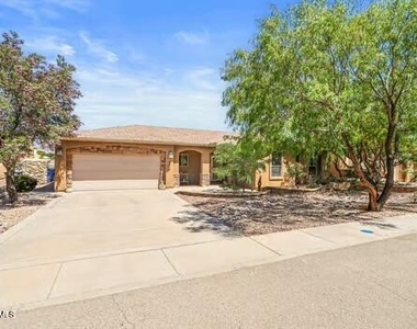 5936 Anapaula Drive - Photo Thumbnail 3