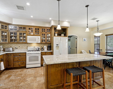 5936 Anapaula Drive - Photo Thumbnail 15