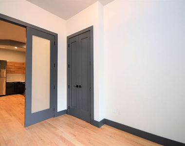 83 Humboldt Street - Photo Thumbnail 3