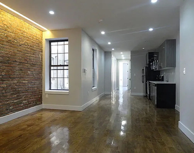 1704 Madison Street - Photo Thumbnail 4