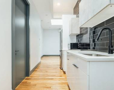 237 Montrose Avenue - Photo Thumbnail 0