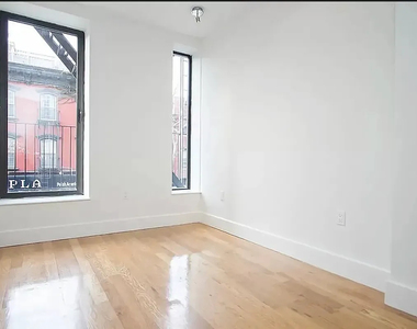 193 Bedford Avenue - Photo Thumbnail 6