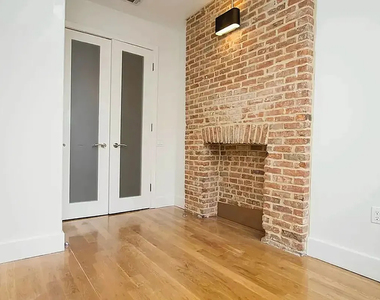193 Bedford Avenue - Photo Thumbnail 9